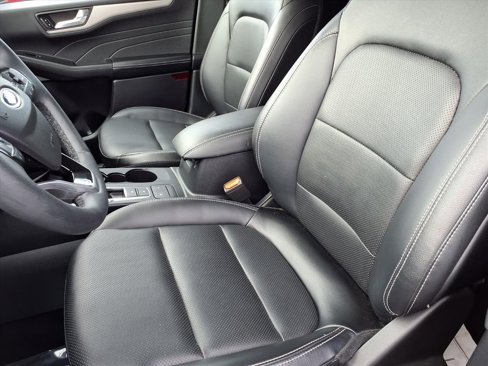 Used 2022 Ford Escape SEL image 3