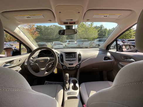 Used 2018 Chevrolet Cruze LS image 18