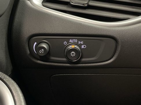 Used 2024 Chevrolet Malibu LT image 23