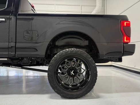Used 2022 Ford F250 Platinum w/ FX4 Off-Road Package image 8