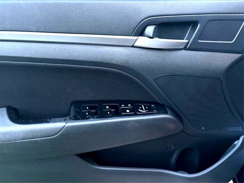 Used 2020 Hyundai Elantra Value Edition image 26