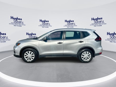 Used 2019 Nissan Rogue S image 1