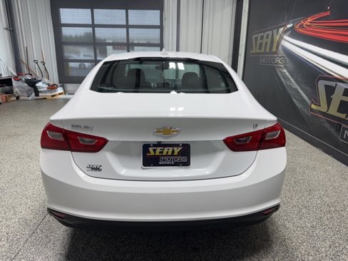 Used 2023 Chevrolet Malibu LT image 16