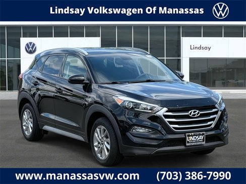 Used 2017 Hyundai Tucson SE image 1