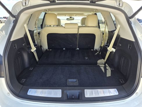 Used 2019 INFINITI QX60 Luxe w/ Essential Package image 19