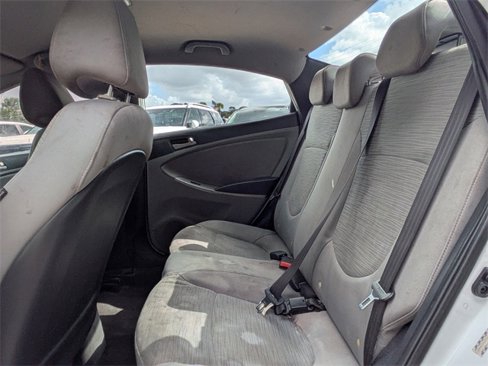 Used 2016 Hyundai Accent SE image 12