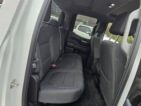 Used 2022 Chevrolet Silverado 1500 LT image 26