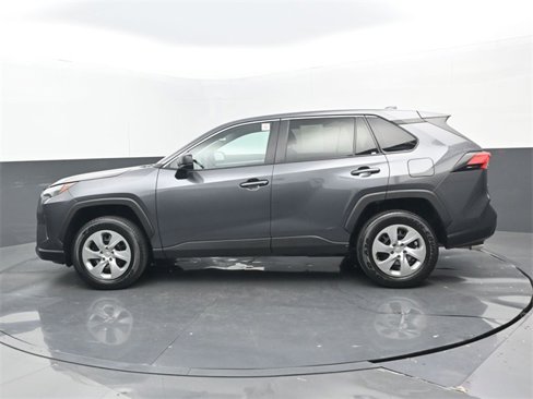 Used 2023 Toyota RAV4 LE image 22