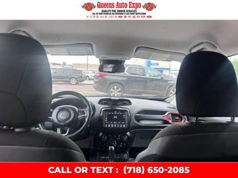 Used 2021 Jeep Renegade Trailhawk image 20