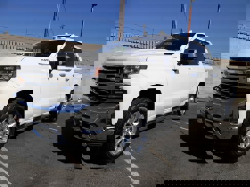 Used 2021 Chevrolet Silverado 1500 LTZ image 1