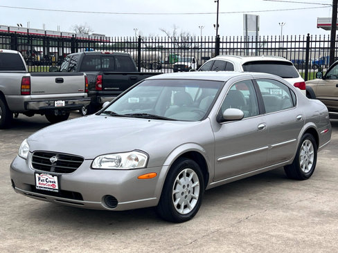 Used 2000 Nissan Maxima SE image 2