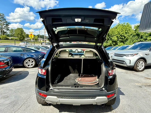 Used 2013 Land Rover Range Rover Evoque Prestige image 9