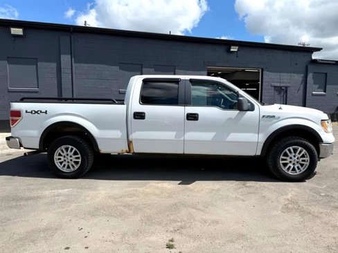 Used 2010 Ford F150 XLT image 4