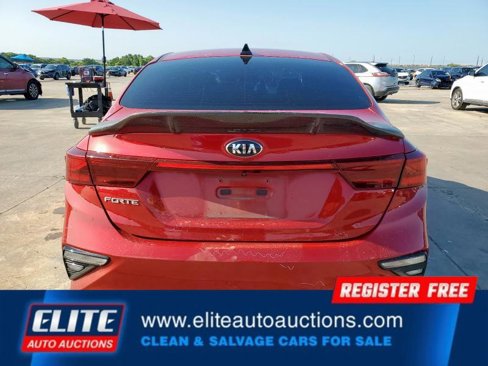 Used 2021 Kia Forte LXS image 11