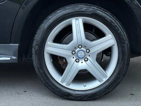 Used 2010 Mercedes-Benz ML 550 4MATIC image 25