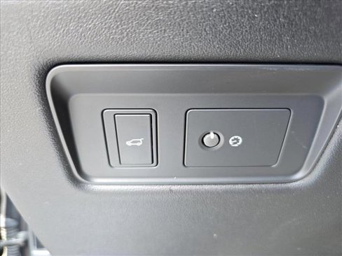 Used 2020 Land Rover Range Rover Sport HSE image 25