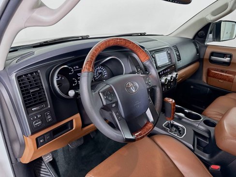 Used 2018 Toyota Sequoia Platinum image 9