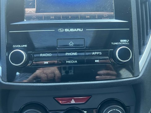 Used 2017 Subaru Impreza 2.0i Premium image 22