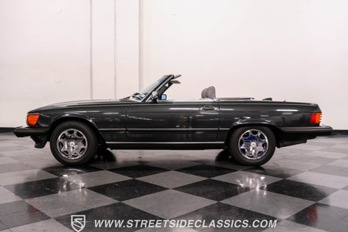 Used 1986 Mercedes-Benz 560 SL image 6