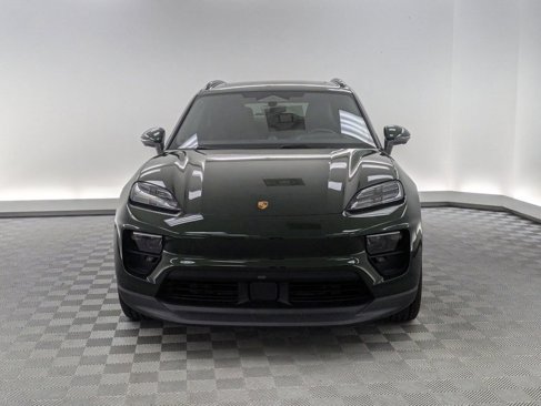 Used 2024 Porsche Macan 4 Electric image 8