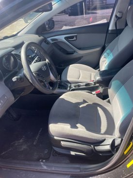 Used 2014 Hyundai Elantra SE w/ Option Group 02 image 2