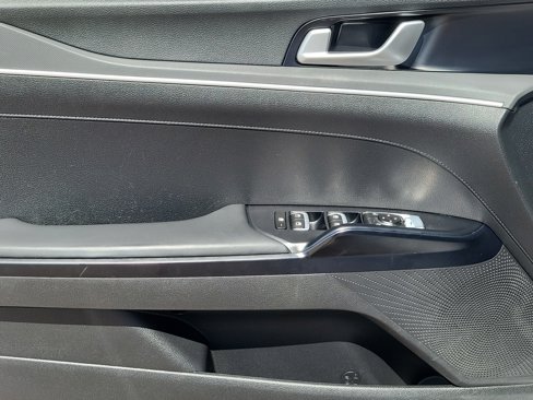 Used 2021 Kia K5 GT-Line w/ GT-Line FWD Premium Package image 6