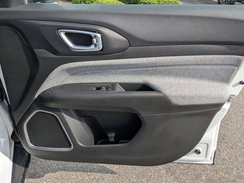 New 2025 Jeep Compass Sport image 30
