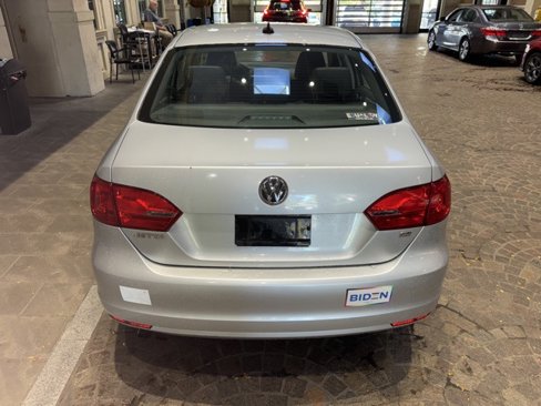 Used 2014 Volkswagen Jetta SE image 5