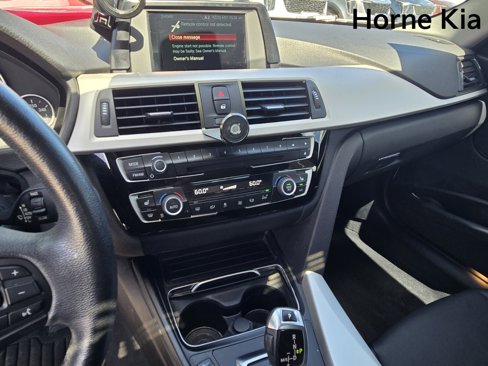 Used 2018 BMW 320i xDrive Sedan w/ Convenience Package image 24