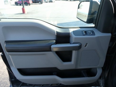 Used 2018 Ford F150 XLT w/ FX4 Off-Road Package image 20