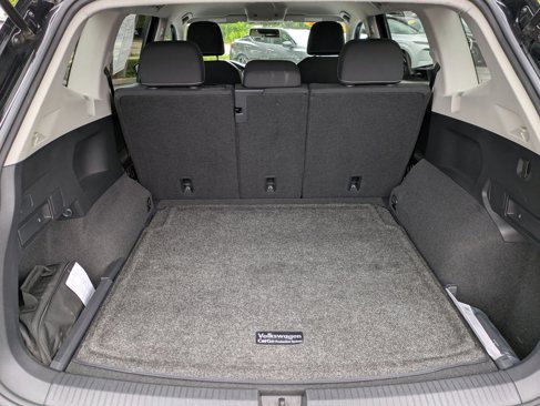 Used 2022 Volkswagen Tiguan S image 7