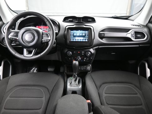 Used 2021 Jeep Renegade Latitude image 16