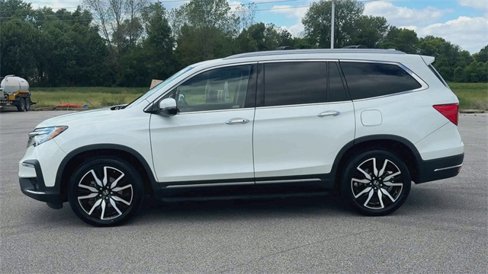 Used 2019 Honda Pilot Touring image 5