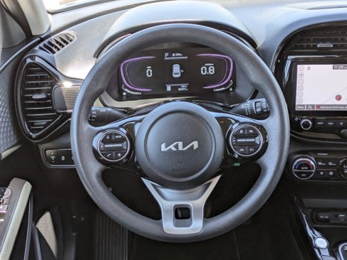 Used 2023 Kia Soul S image 21