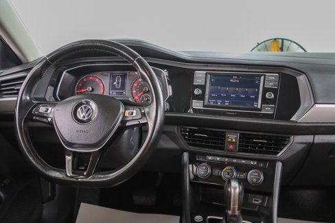 Used 2019 Volkswagen Jetta SE image 17