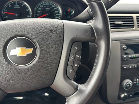 Used 2009 Chevrolet Avalanche LS image 15