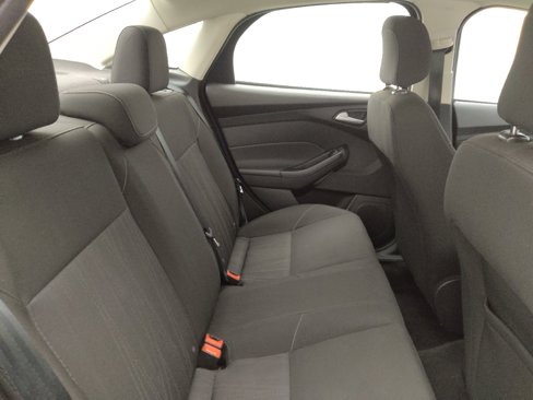 Used 2018 Ford Focus SE image 19