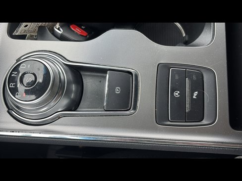 Used 2022 Ford Edge Titanium image 22