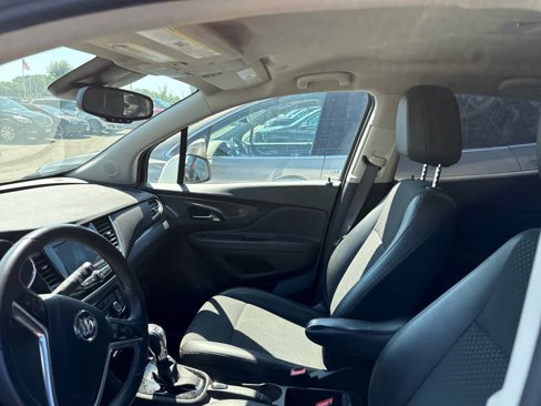 Used 2022 Buick Encore Preferred w/ Safety Package image 10
