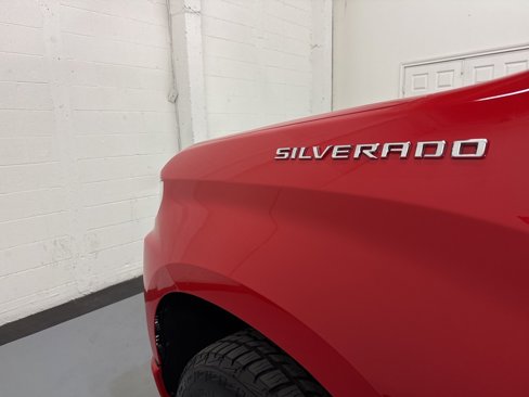 Used 2020 Chevrolet Silverado 1500 Custom w/ Custom Value Package image 21