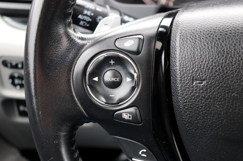 Used 2016 Honda Pilot Touring image 39