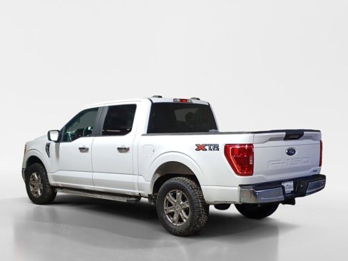 Used 2022 Ford F150 XLT w/ XTR Package image 5