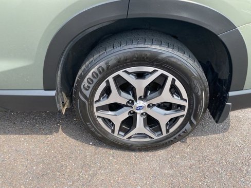 Used 2019 Subaru Forester Premium image 34