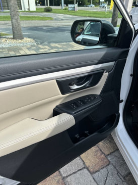 Used 2017 Honda CR-V LX image 8