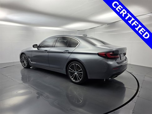 Certified 2022 BMW 530i w/ Premium Package image 4