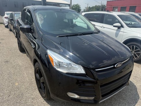 Used 2016 Ford Escape SE image 1