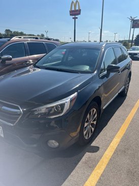 Used 2018 Subaru Outback 2.5i Touring image 1