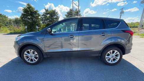 Certified 2019 Ford Escape SE image 6