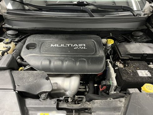 Used 2018 Jeep Cherokee Latitude Plus image 35