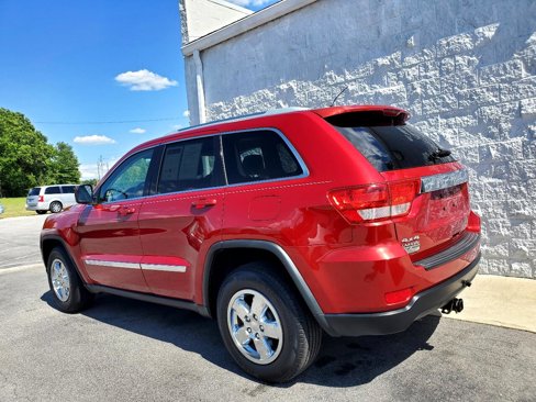 Used 2011 Jeep Grand Cherokee Laredo image 10